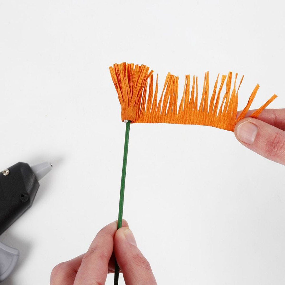 Creativ - Kit d'artisanat de démarrage - Fleurs en papier crêpe