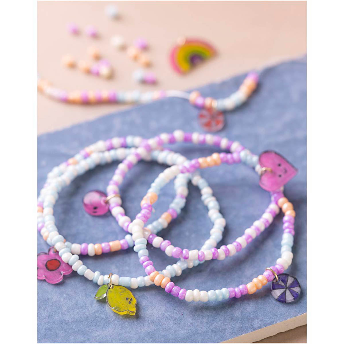 Creativ - Mini Craft Kit Jewellery Shrink Plastic Bracelets - 1 pack